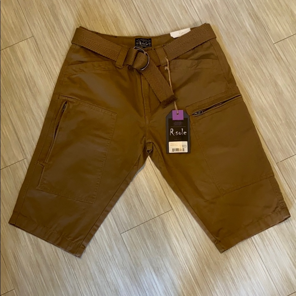 R.Sole Cargo (new with tags but small stain)